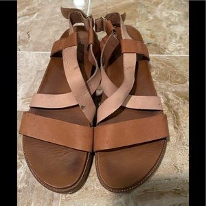 Sorel tan sandals size 12